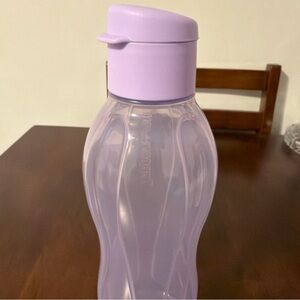 Tupperware Large Eco Water Bottle 25oz Purple Reusable Dishwasher New!